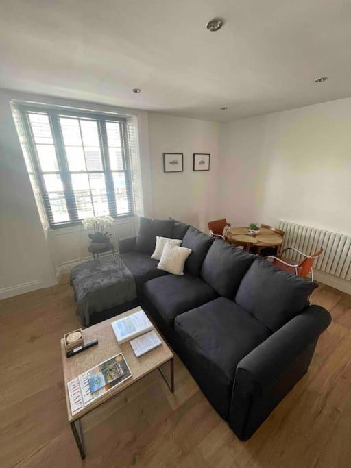 Апартаменты Abergavenny Center 2-Bed Flat Экстерьер фото